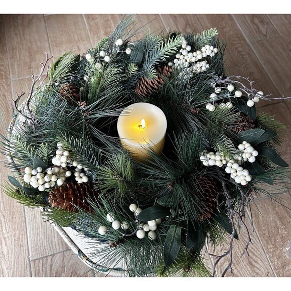 Luminara 3" x 4.5" Flameless Pillar & Wreath Centerpiece White Berries85 - Picture 5 of 11